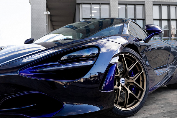 Фото дисков HRE R101 Lightweight Сатиновая бронза на McLaren 720S