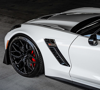 Фото дисков Vossen HF-2 на Chevrolet Corvette C7