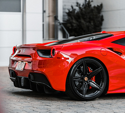 Фото дисков Brixton Forged PF4 на Ferrari 488