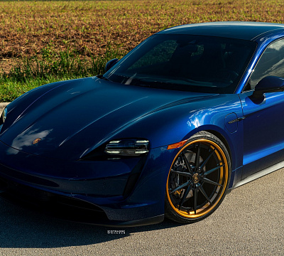 Фото дисков Strasse Wheels SV10 Deep Concave FS на Porsche Taycan I