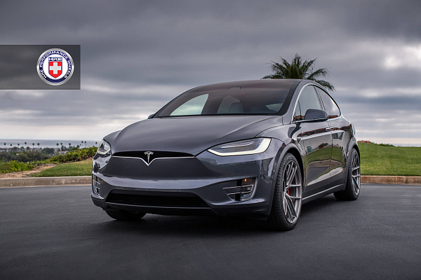 Фото дисков HRE P101SC Сатиновый тонированный лак на Tesla Model X