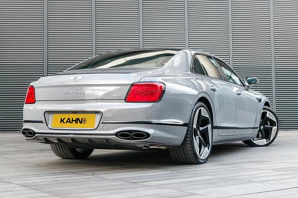 Фото дисков Kahn Type 8 Черный матовый на Bentley Flying Spur III