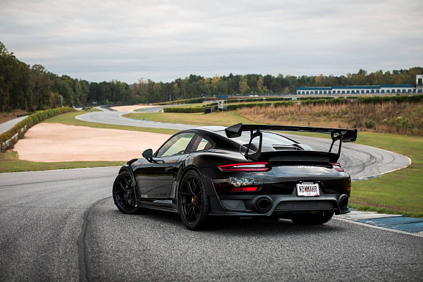 Фото дисков HRE R101 Lightweight Черный сатин на Porsche 911 VII
