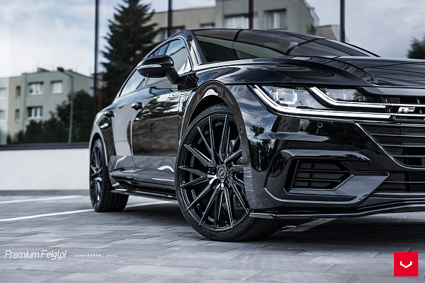 Фото дисков Vossen HF-4T Черный глянец на Volkswagen Arteon