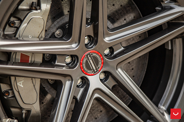 Фото дисков Vossen VFS-5 Глянцевый графит на Audi A/RS 7 (4G)