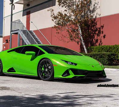 Фото дисков HRE R101 Lightweight на Lamborghini Huracan