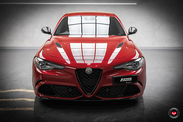 Фото дисков Vossen EVO-4R Черный сатин на Alfa Romeo Giulia II (952)