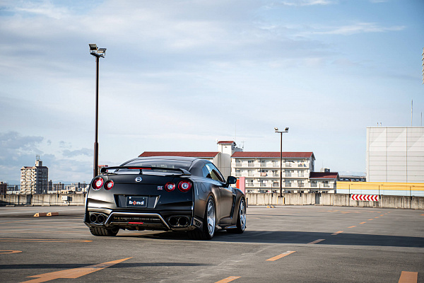 Nissan GT-R