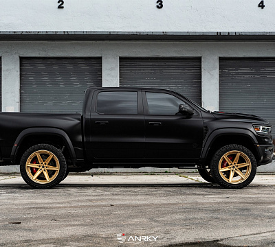 Фото дисков Anrky AN36-S на Ram 1500 V