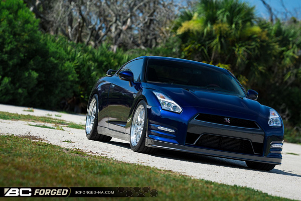 Фото дисков BC Forged LE81 // MLE81 Глянцевый лак на Nissan GT-R