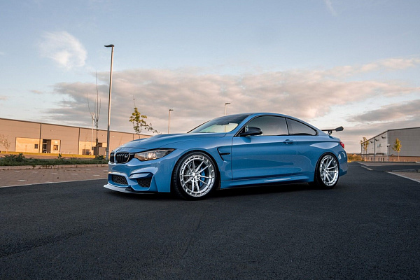 Фото дисков Bola FP3 Глянцевый лак на BMW 4/M4 (F32/F82)