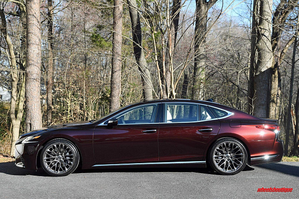 Фото дисков HRE P200 Глянцевый тонированный лак на  Lexus LS V