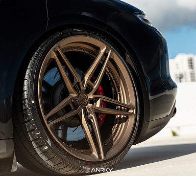 Фото дисков Anrky AN27 на Porsche Panamera III