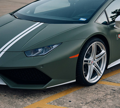 Фото дисков HRE P207 на Lamborghini Huracan