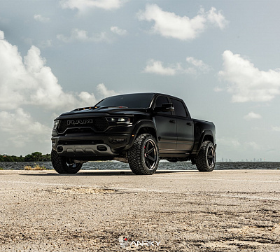 Фото дисков Anrky AN36-S на Ram 1500 V