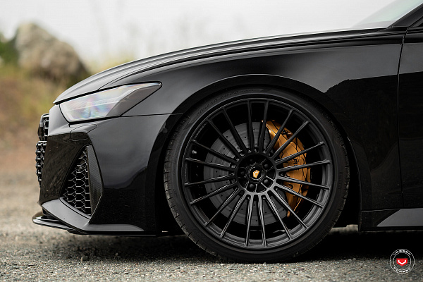 Фото дисков Vossen S17-04 Черный сатин на Audi A/RS 6 (C8)