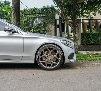 Фото дисков Vossen CG-205 на Mercedes-Benz C-Class (W205)