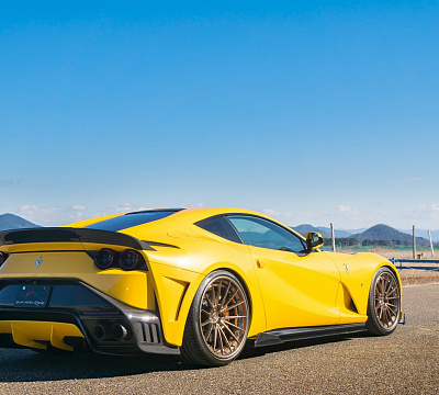 Фото дисков Anrky AN39 на Ferrari 812