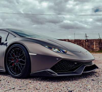 Фото дисков Strasse Wheels SV10M Deep Concave FS на Lamborghini Huracan