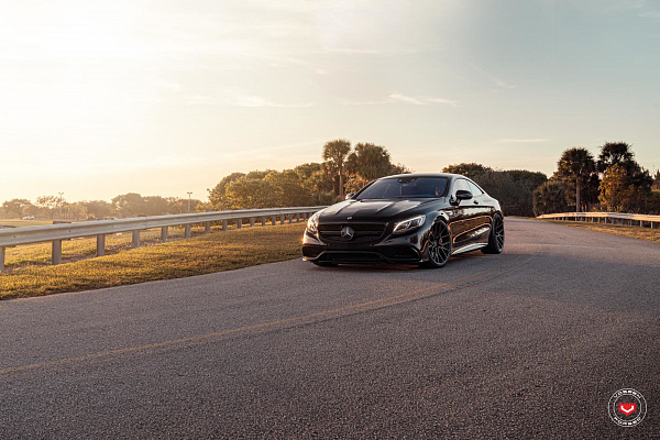 Фото дисков Vossen M-X3 Черный сатин на Mercedes-Benz S-Class (W222, C217)