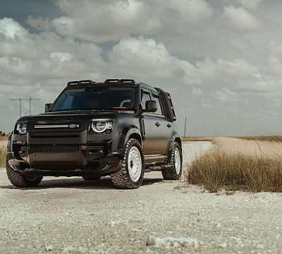 Фото дисков Black Rhino AWOL на Land Rover Defender II