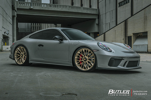 Фото дисков HRE P200 Глянцевое темное золото на Porsche 911 VII