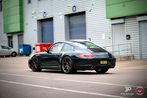 Фото дисков Vossen S21-01 Сатиновая бронза на Porsche 911 VI