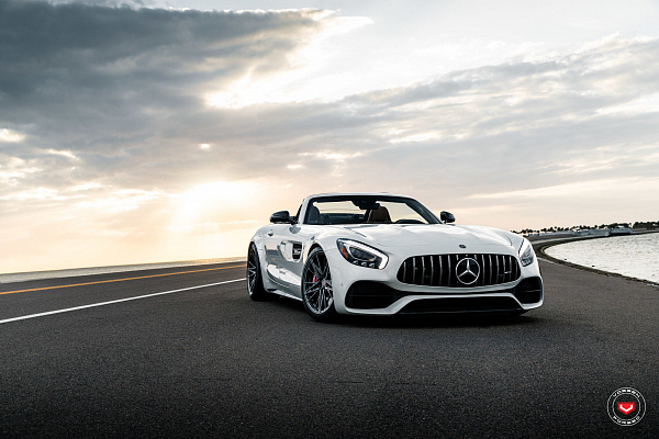 Фото дисков Vossen M-X6 Глянцевый графит на Mercedes-Benz AMG GT I