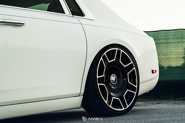 Фото дисков Anrky RF-277 Алмазная проточка на Rolls-Royce Phantom