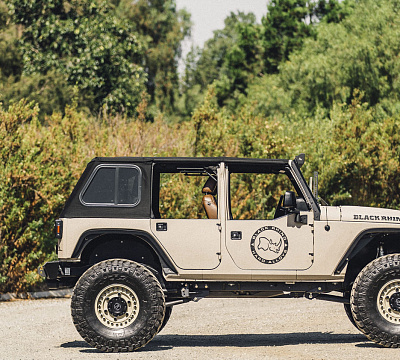 Фото дисков Black Rhino ARMORY на Jeep Wrangler III (JK)