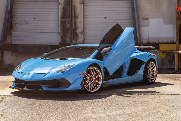 Фото дисков Anrky S1-X1 Полированный лак на Lamborghini Aventador