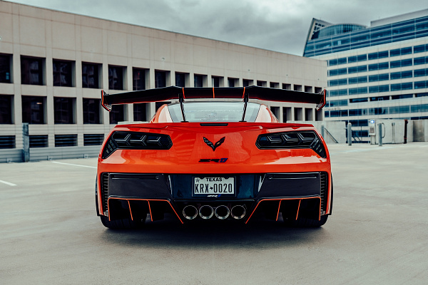 Фото дисков Strasse Wheels SM5R Deep Concave FS Другой цвет на Chevrolet Corvette C7
