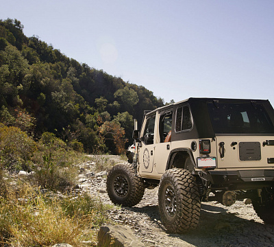 Фото дисков Black Rhino YORK на Jeep Wrangler III (JK)