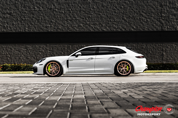 Фото дисков Vossen RS74 Глянцевая медь на Porsche Panamera II