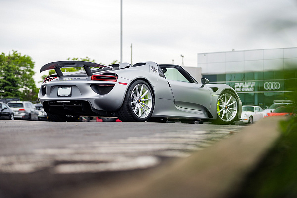Фото дисков Brixton Forged R11-R Глянцевый лак на Porsche 918 Spyder