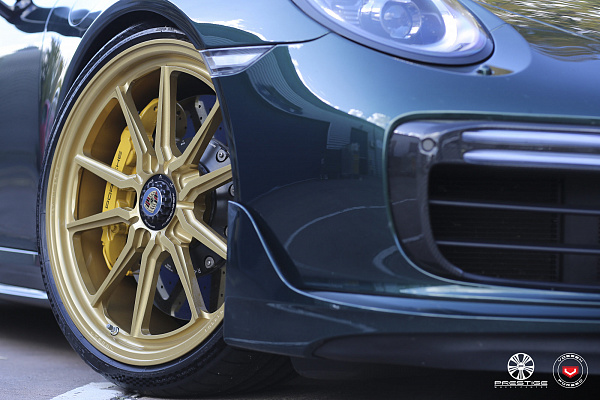 Фото дисков Vossen ML-X2 Глянцевое золото на Porsche 911 VII