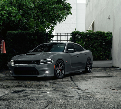 Фото дисков Vossen HF-5 на Dodge Charger VII
