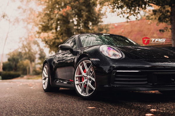 Фото дисков HRE P101SC Глянцевый лак на Porsche 911 VII