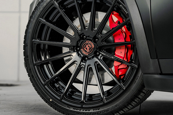 Фото дисков Strasse Wheels SV15 Deep Concave Duoblock Черный глянец на Tesla Model X