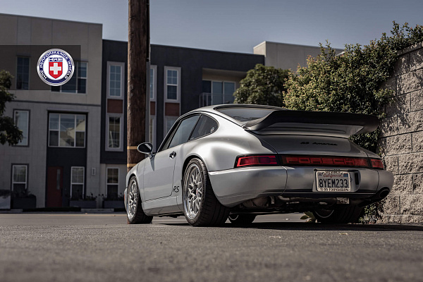 Фото дисков HRE 520 Серебро на Porsche 911 III