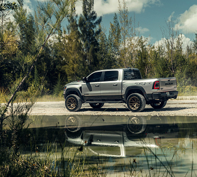 Фото дисков Vossen HF6-4 на Ram 1500 V