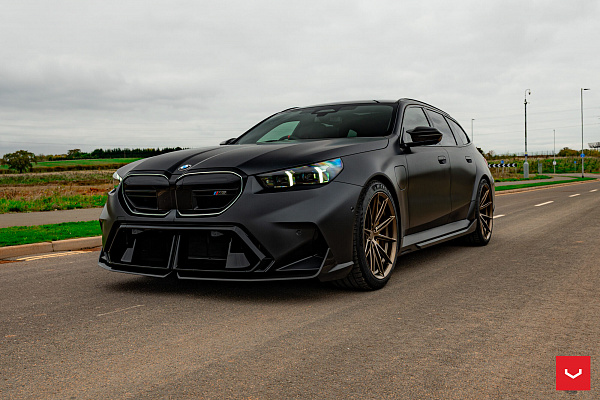 Фото дисков Vossen HFX-2 (5-Lug) Сатиновая темная бронза на BMW 5/M5 (G60/G90)