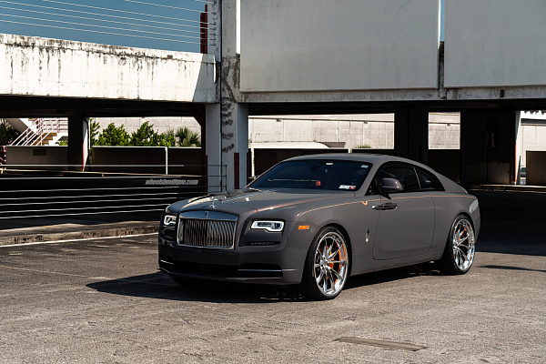 Фото дисков HRE S204H Полированный лак на Rolls-Royce Wraith