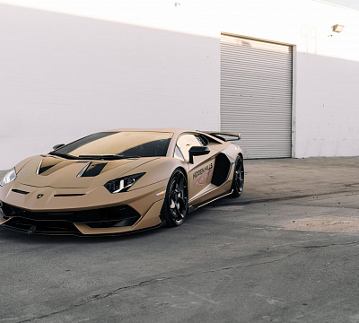 Фото дисков Brixton Forged NC01-R на Lamborghini Aventador