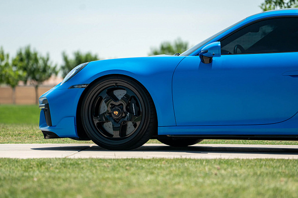Фото дисков HRE 527 Черный глянец на Porsche 911 VIII