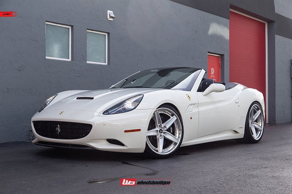 Фото дисков Anrky AN35 Глянцевый лак на Ferrari California