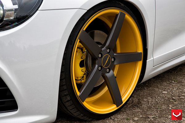 Фото дисков Vossen CV3 Другой цвет на Volkswagen Scirocco III