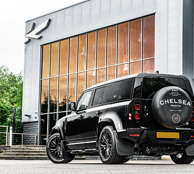 Фото дисков Kahn RS 3.0 на Land Rover Defender II