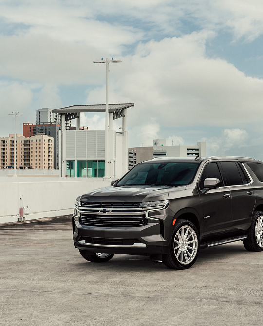 Фото дисков HF6-1 Серебро на Chevrolet Tahoe V