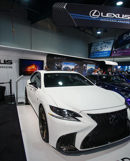 Фото дисков S204H Сатиновая бронза на  Lexus LS V